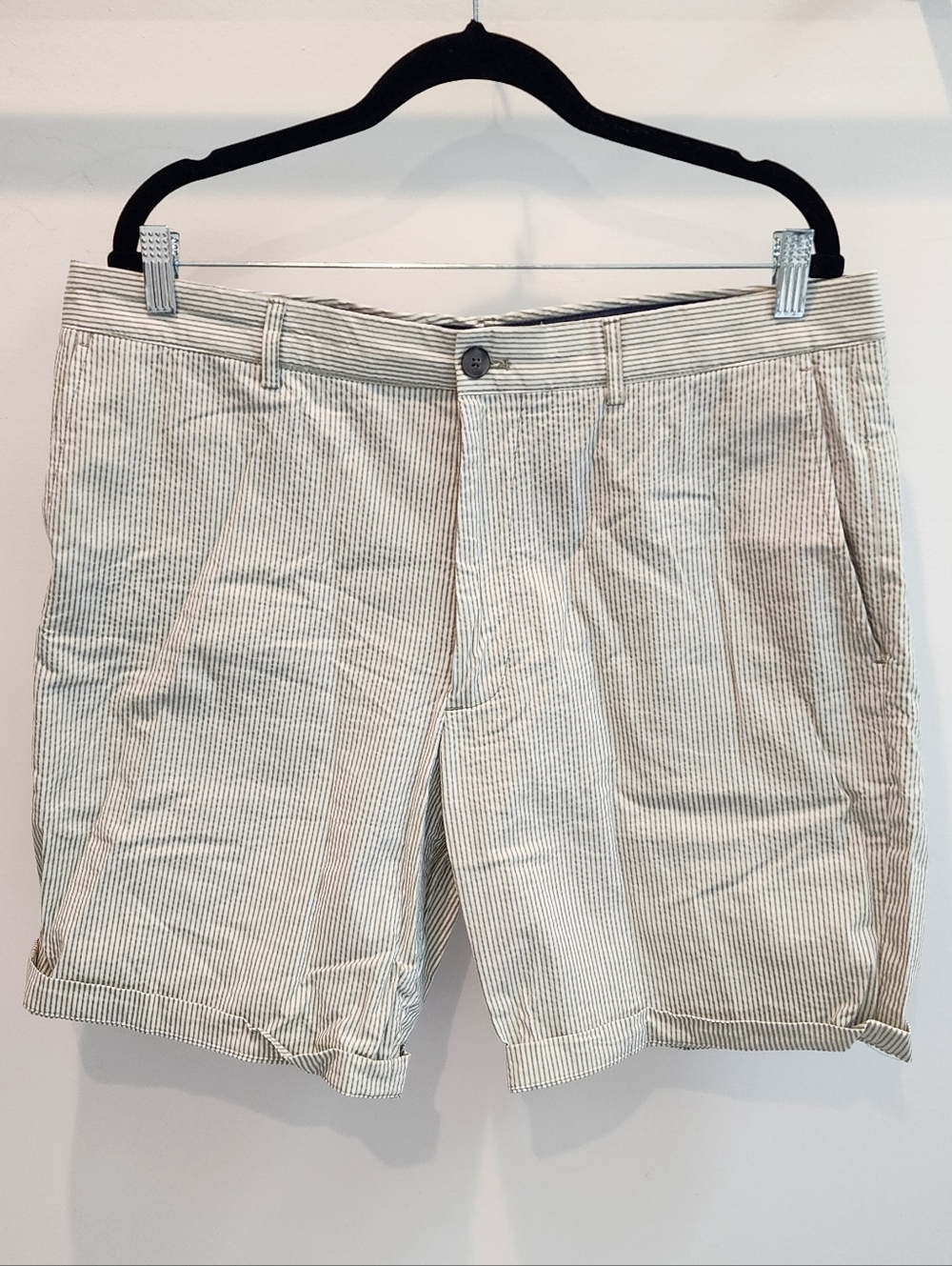 Club Monaco Maddox Men's Striped Shorts